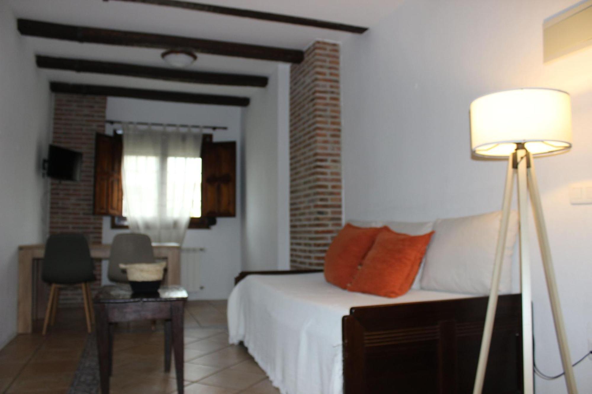 Apartamentos De Astroturismo La Canada Torrejón el Rubio Kültér fotó